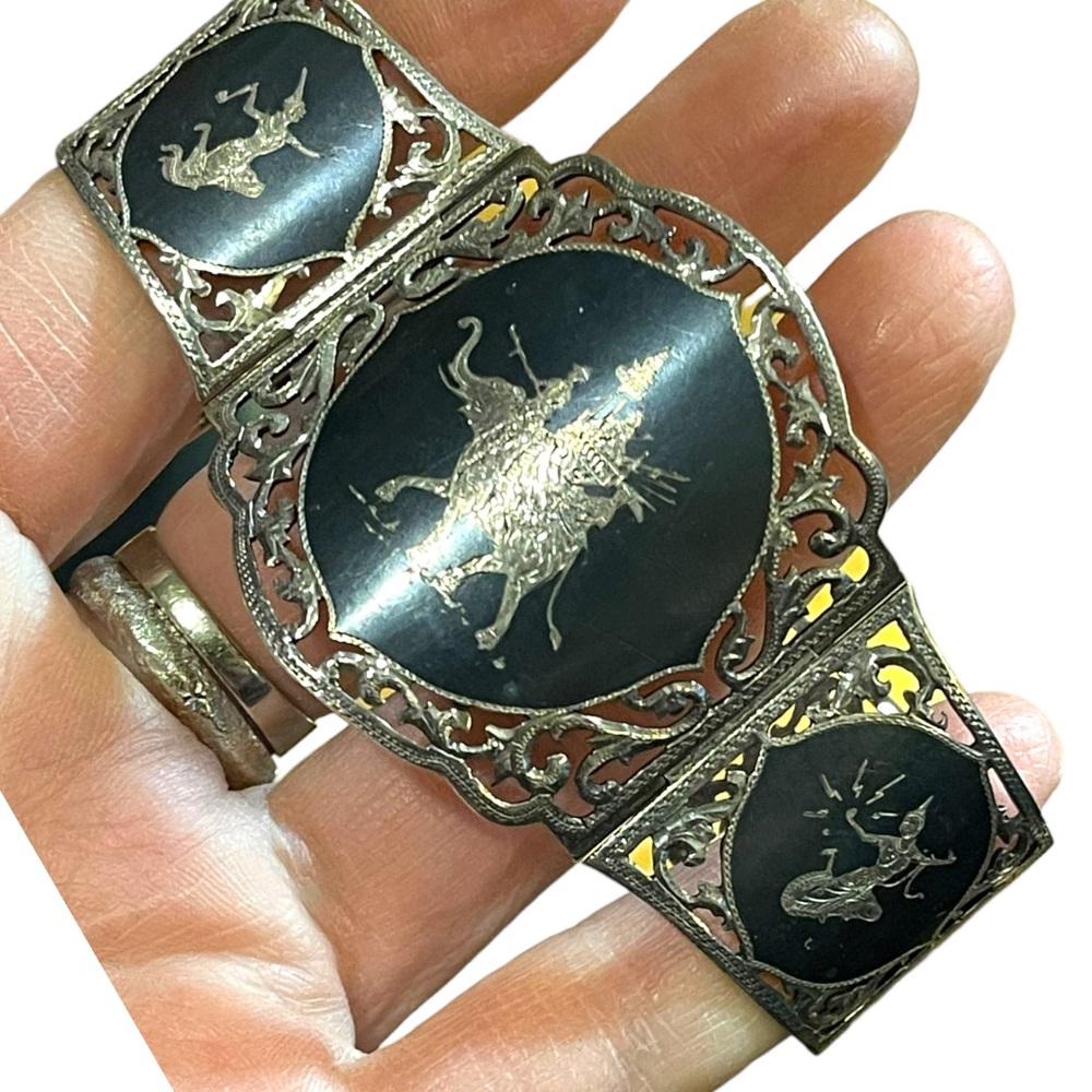 Antique  Sterling silver Siam Etched black wnamel symbols Thai bangle bracelet